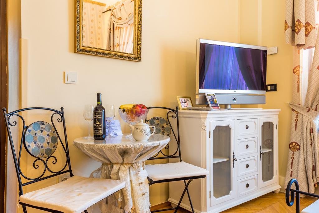 Villas Arbia - Margita Beach Hotel Banjol Екстер'єр фото