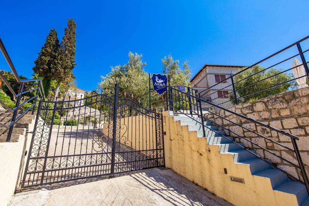 Villas Arbia - Margita Beach Hotel Banjol Екстер'єр фото