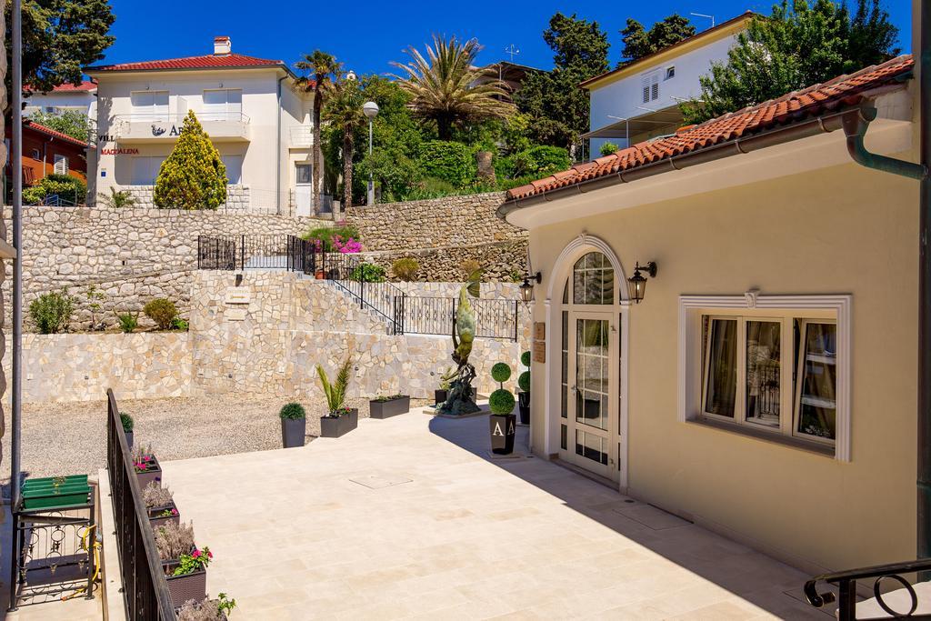 Villas Arbia - Margita Beach Hotel Banjol Екстер'єр фото