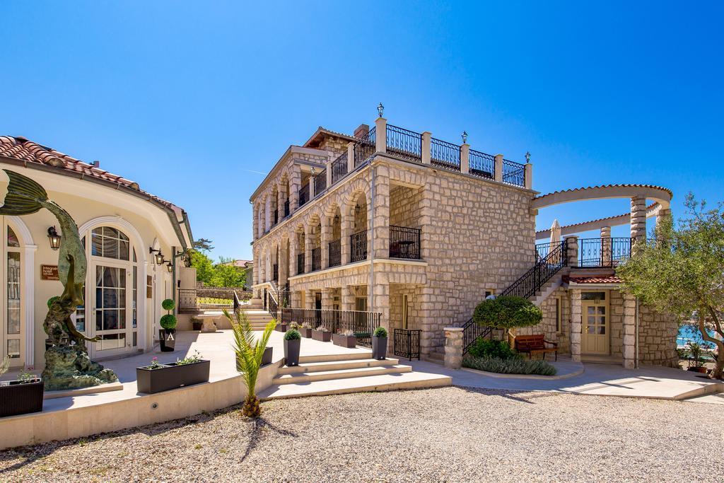 Villas Arbia - Margita Beach Hotel Banjol Екстер'єр фото