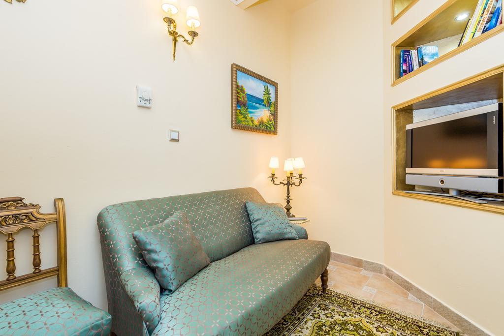 Villas Arbia - Margita Beach Hotel Banjol Екстер'єр фото